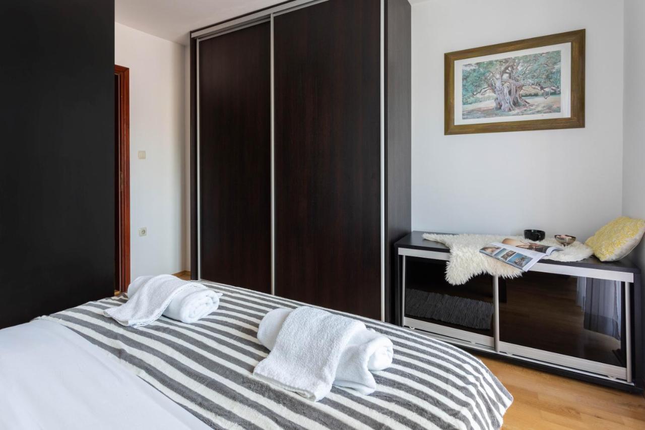Spacious 2Bdr Apartment With A Cute Balcony Zagreb Exterior photo